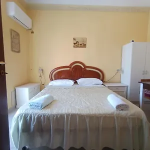 Dei Mille , Palermo Italy