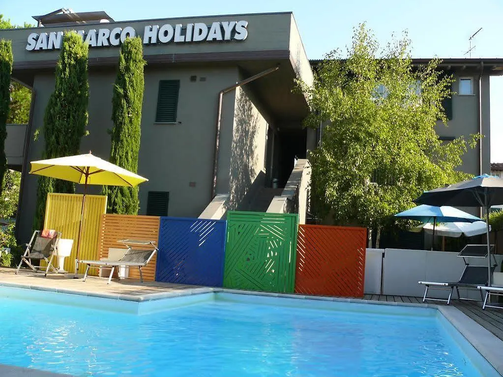 San Marco Holidays Лукка